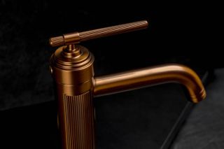 Смеситель для умывальника Boheme ETERNA BRUSHED BRONZE 171-BRB брашированная бронза