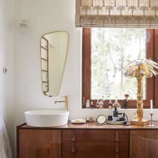 Смеситель для накладной раковины Omnires Y золото Y1212GL