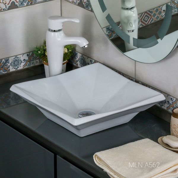 Накладная раковина Melana A562-805 42см белый