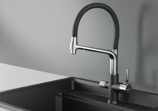 Смеситель для кухни Granula 0075 ШВАРЦ хром черный